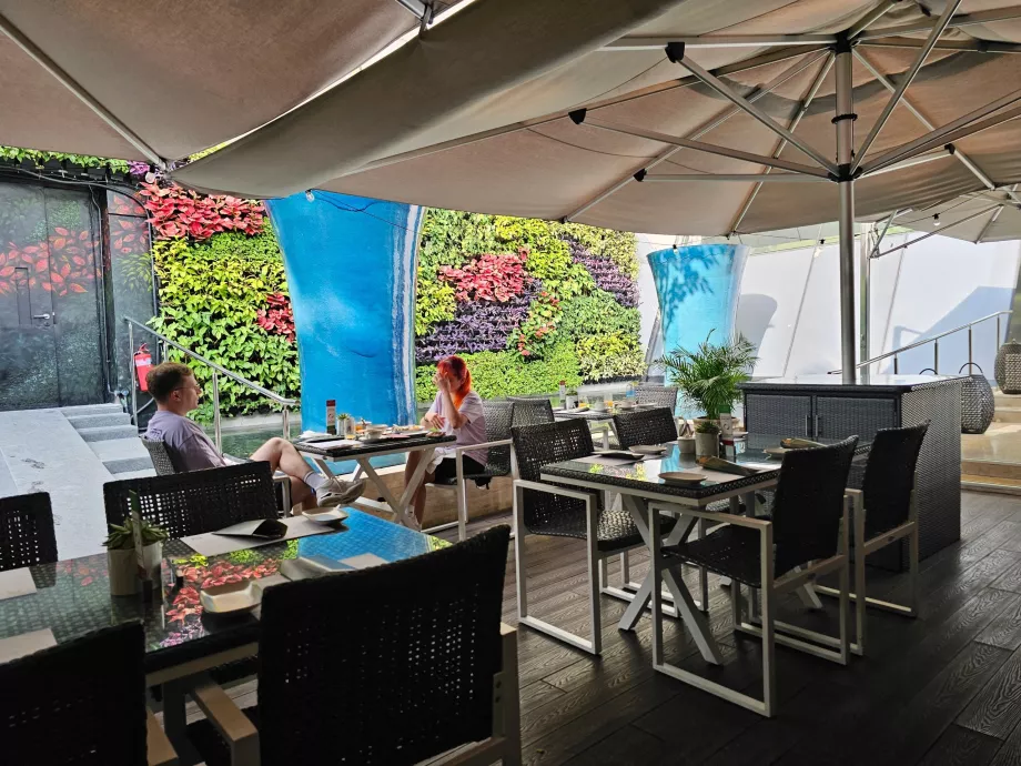 Morgenmad på Rise Restaurant