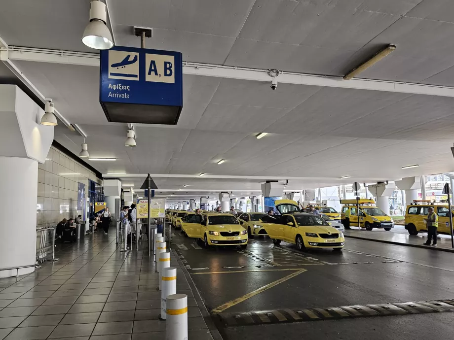 Taxa, Athens lufthavn
