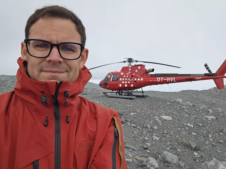 Christopher med helikopter