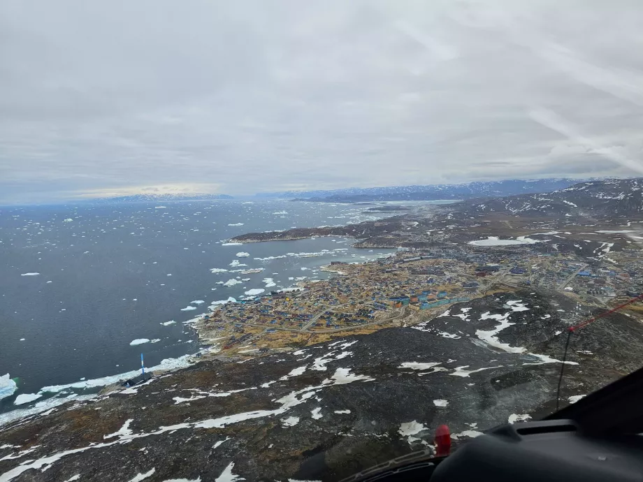 Ilulissat fra en helikopter