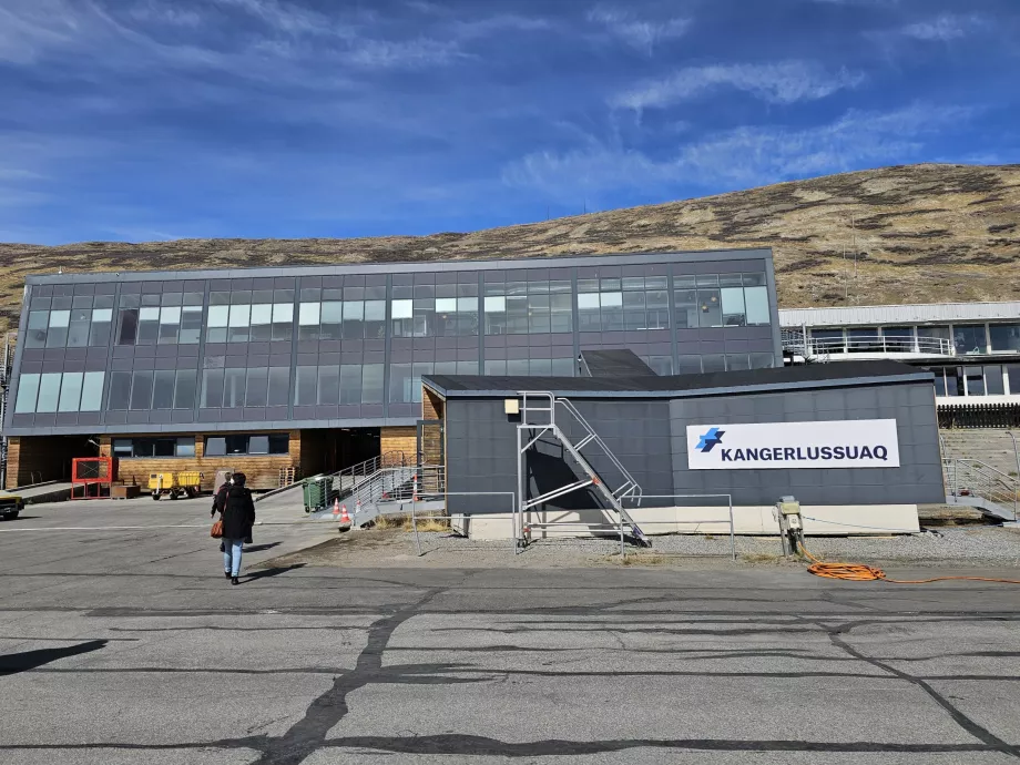 ankomst til lufthavnen Kangerlussuaq