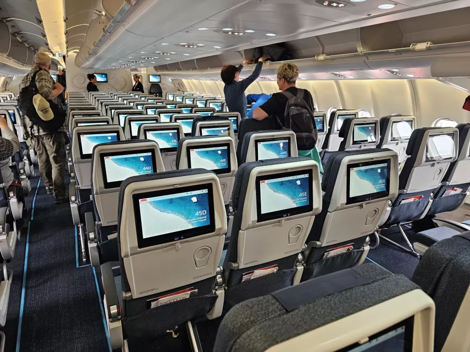 Økonomiklasse, Airbus A330-800