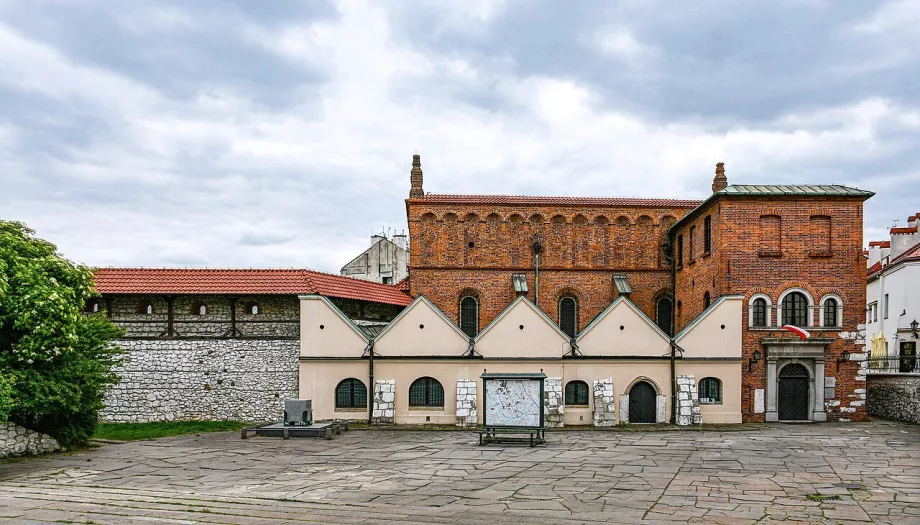 Den gamle synagoge, Foto: Jeremiah Z. Cockroach, Wikimedia Commons, CC BY-SA 4.0
