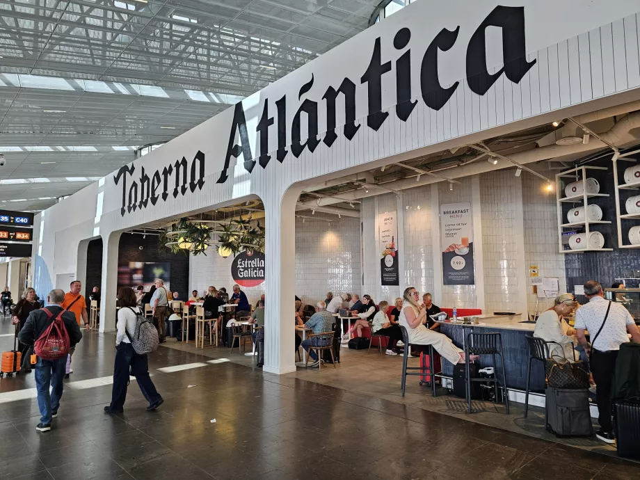 Restaurant i transitområdet
