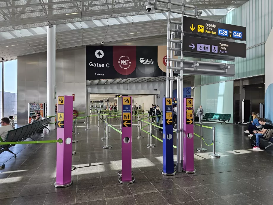 Paskontrol for flyvninger uden for Schengen-området