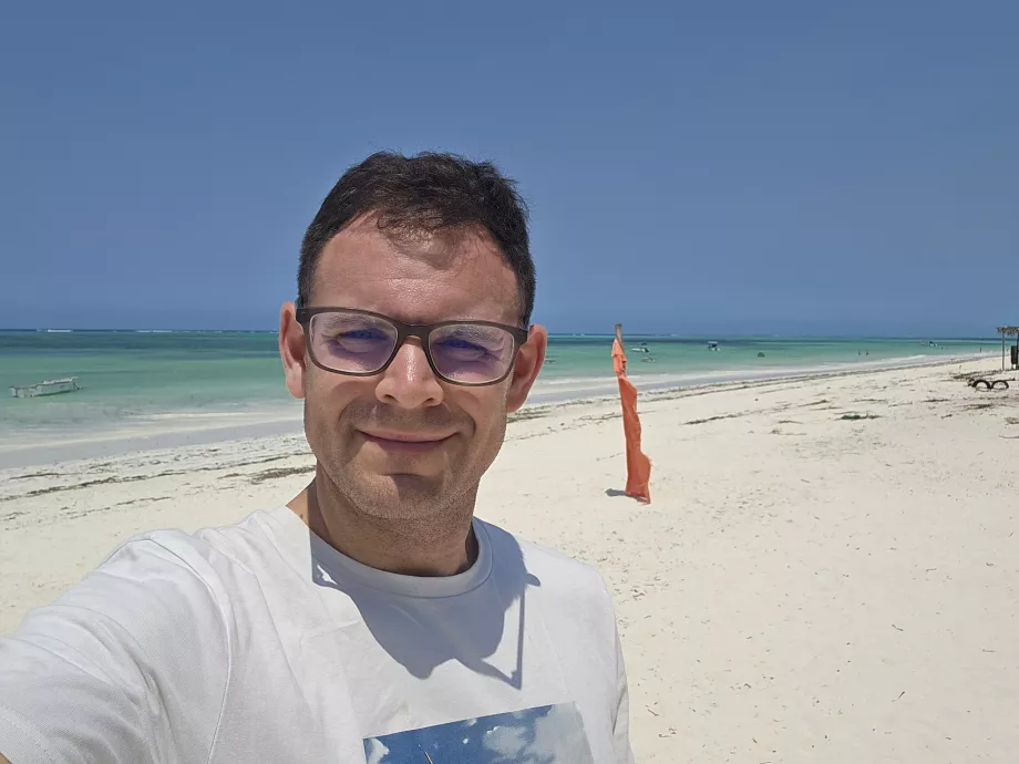 Mig på Pwani-Mchangani-stranden