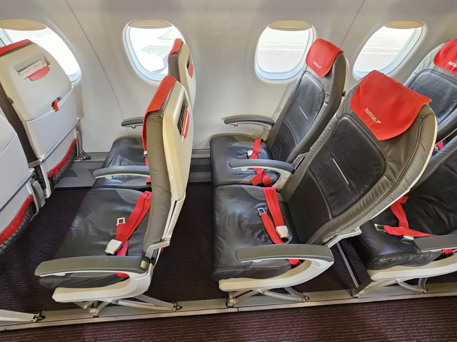 Embraer E190 sæder