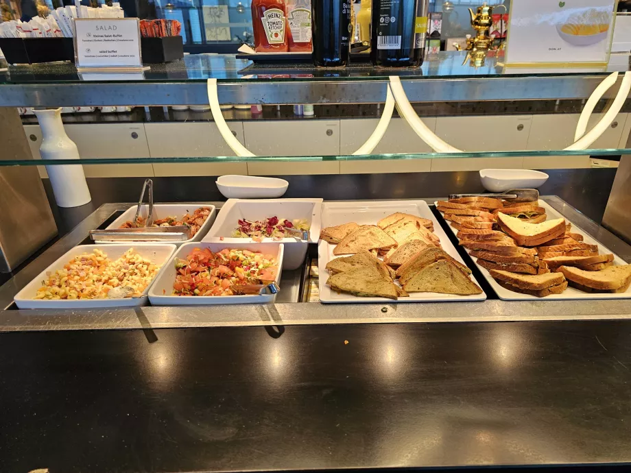 Salater og sandwiches