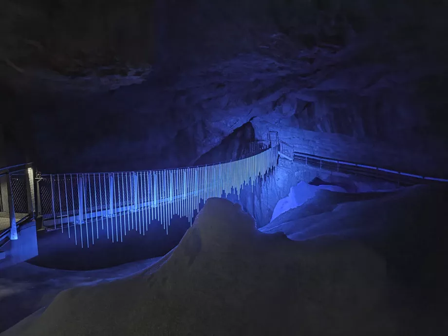 Isgrotte