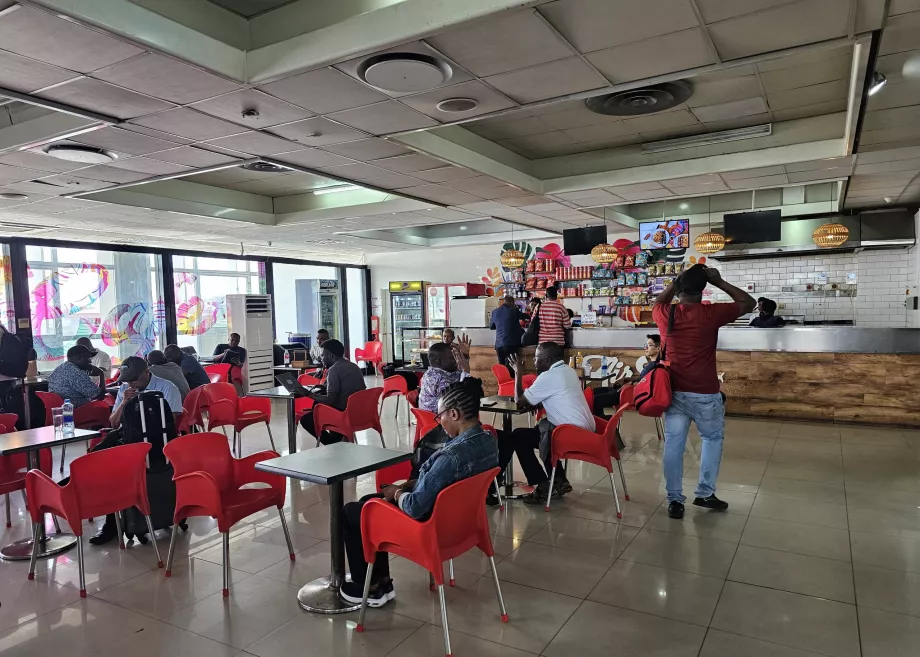 Bistro, Transit Zone, Terminal 2