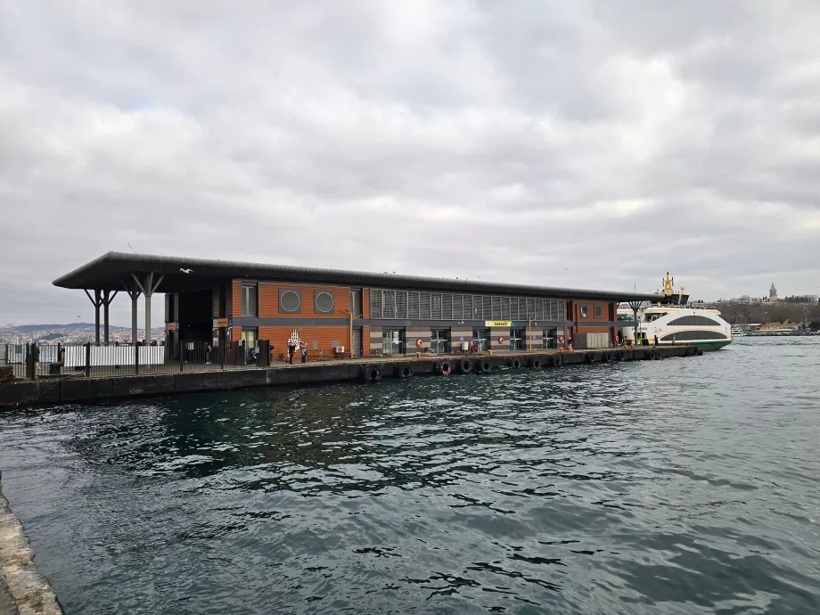 Karaköy færgehavn