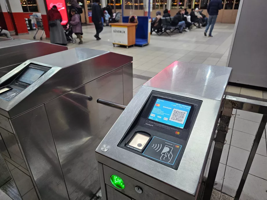 Betaling med kort eller Istanbulkart på færger