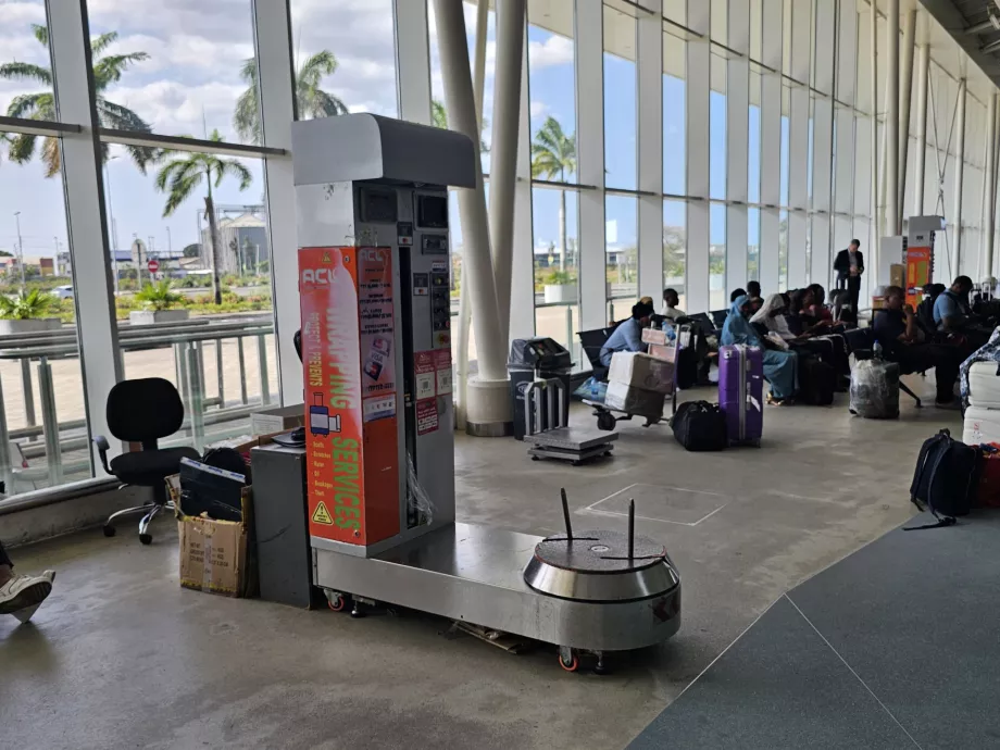 Indpakning af bagage, Terminal 3