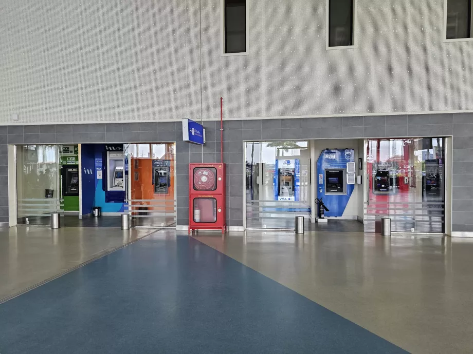 Pengeautomater, Terminal 3