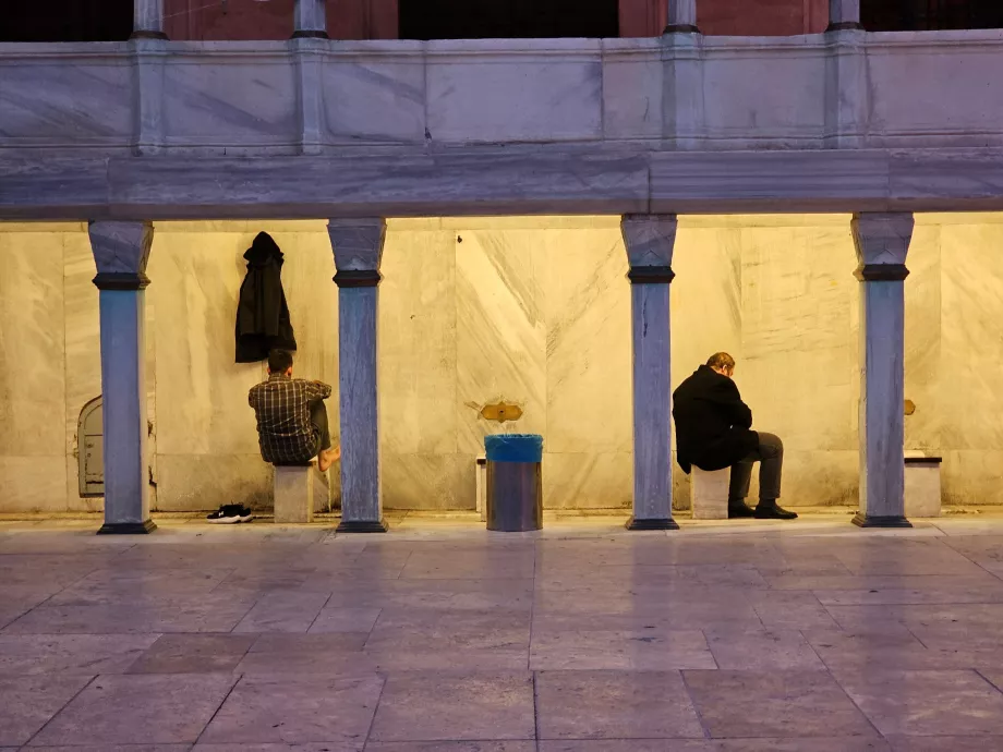 Den Blå Moské, toiletter