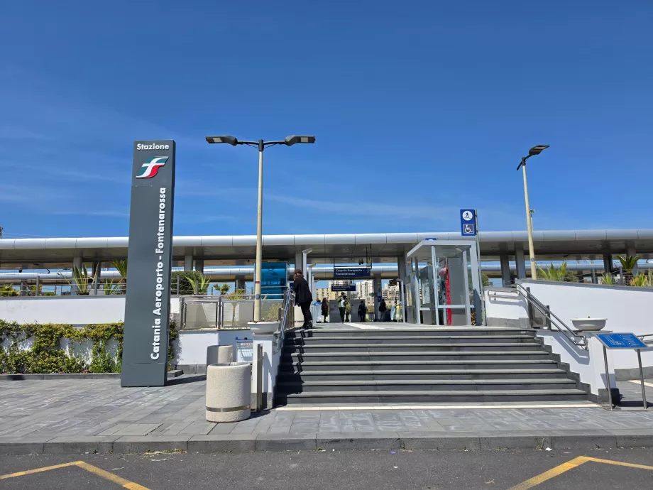 Jernbanestation