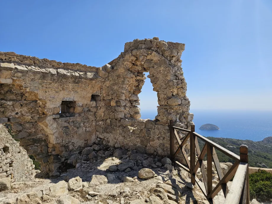 Monolithos Slot