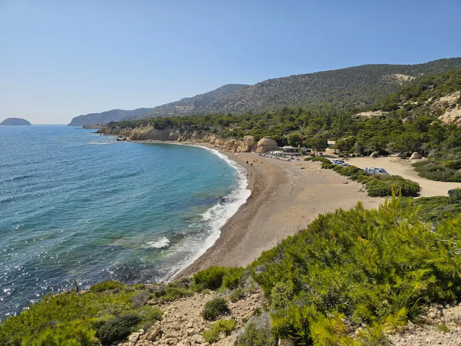 Fourni strand