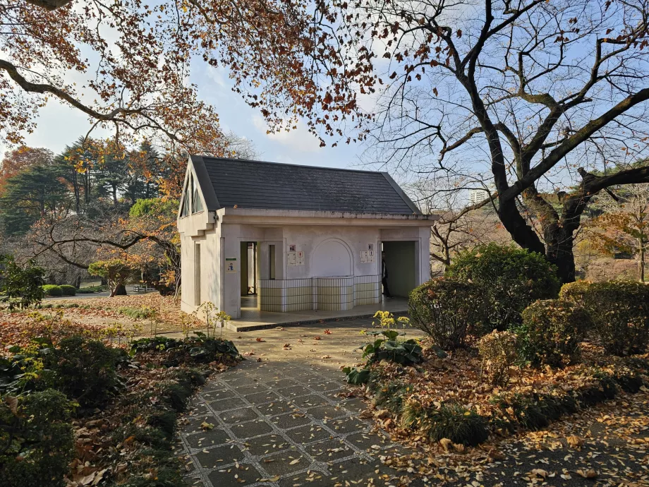 Shinjuku Gyoen National Garden, gratis toilet