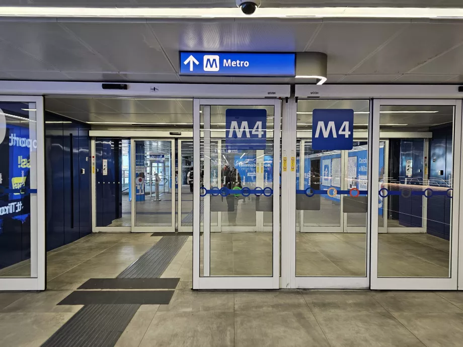 Retning til metrostationen