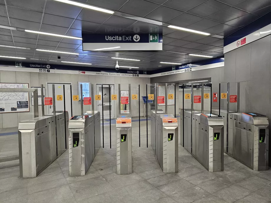 Drejekors, når du forlader metroen