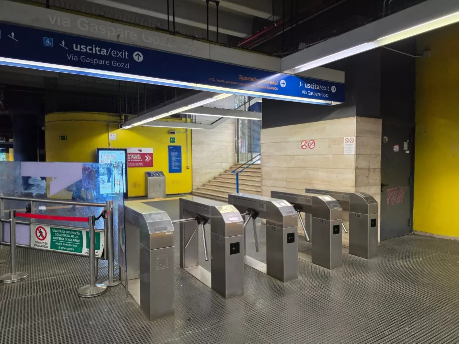 Udgang fra metrostationen
