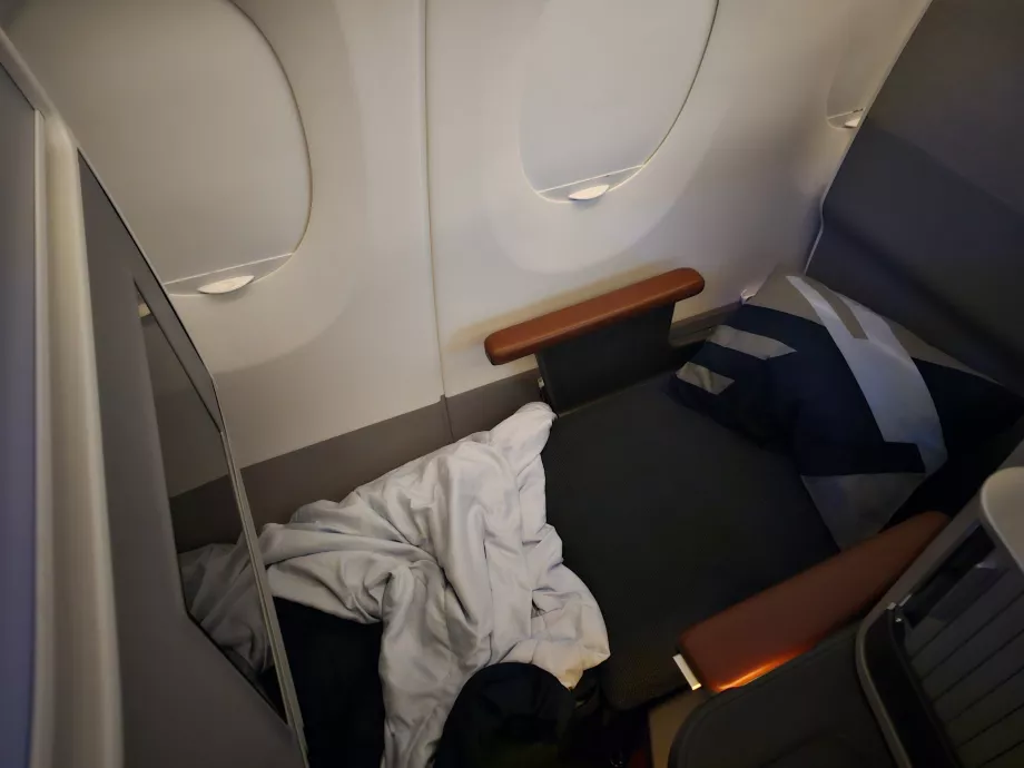 Sofa foldet ud til en seng