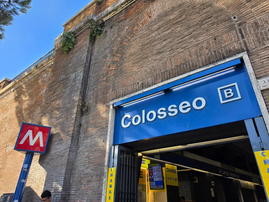 Colosseo Metrostation