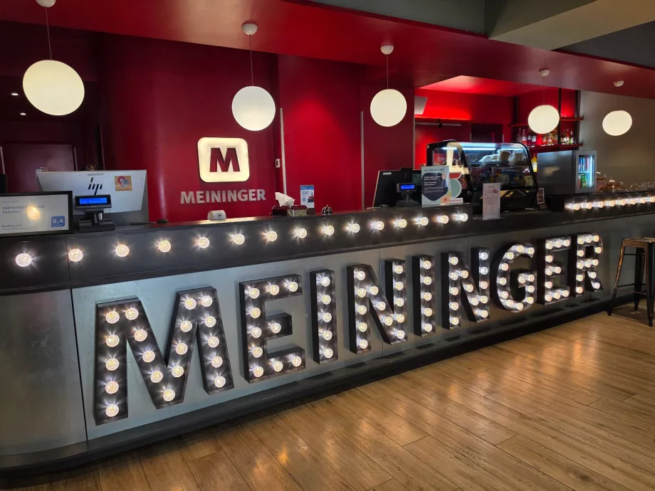 Hotel Meininger Reception
