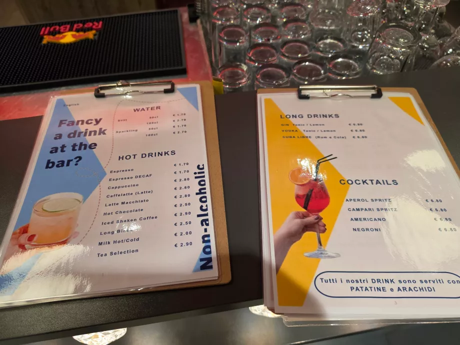 Prisliste i hotellets bar