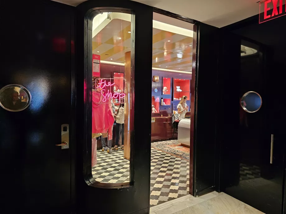 Butik i hotellets stueetage