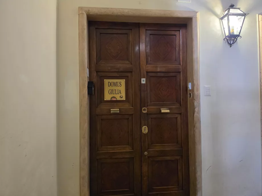 Indgang til receptionen