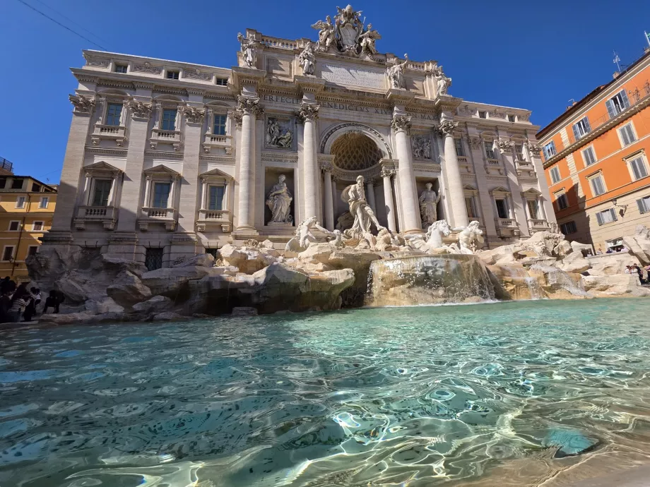 Fontana di Trevi, udsigt fra det betalte galleri