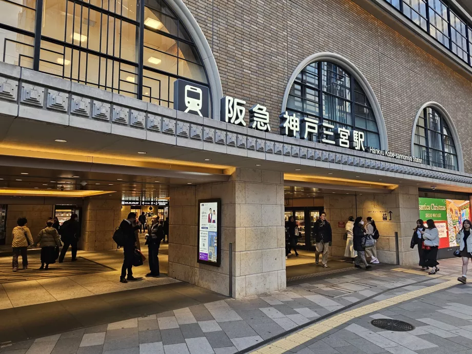 Sannomiya station for Hankyu-tog
