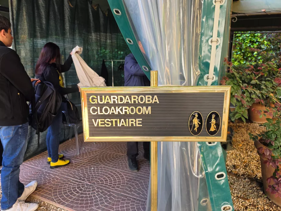 Galleria Colonna, bagageopbevaring