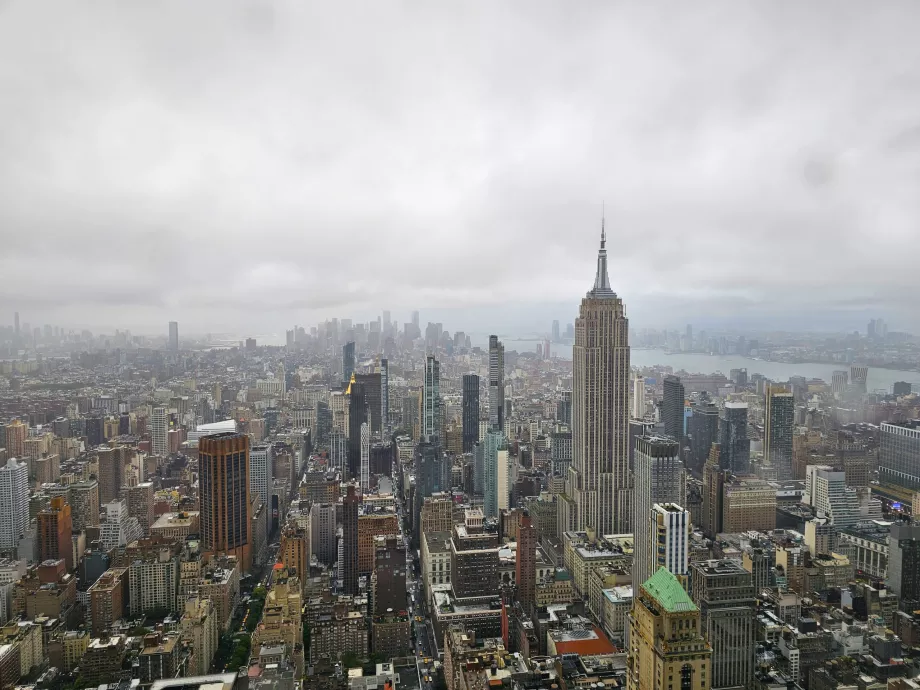 Summit One Vanderbilt, udsigt over Empire State Building