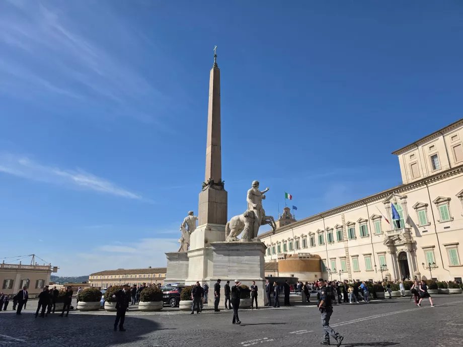 Pladsen foran Quirinal-paladset