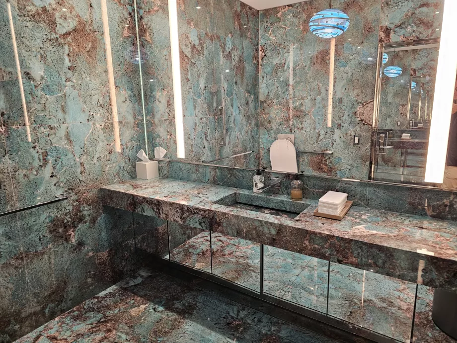 Tiffany &amp; Co, marmortoiletter