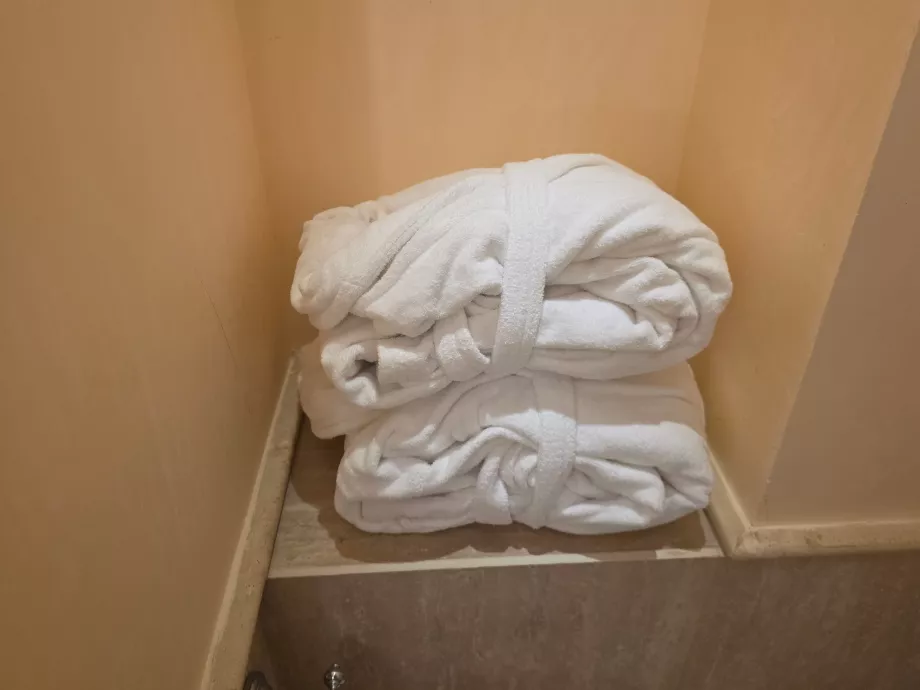 Badekåber på værelset