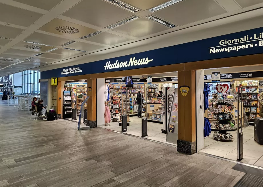 Hudson News, Terminal 1, Afgange