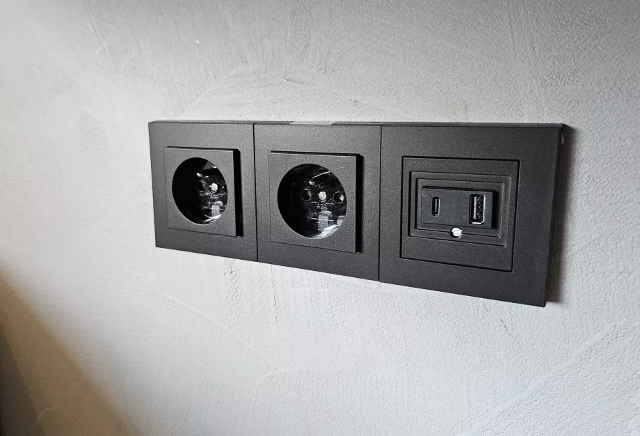 Stikkontakter og USB