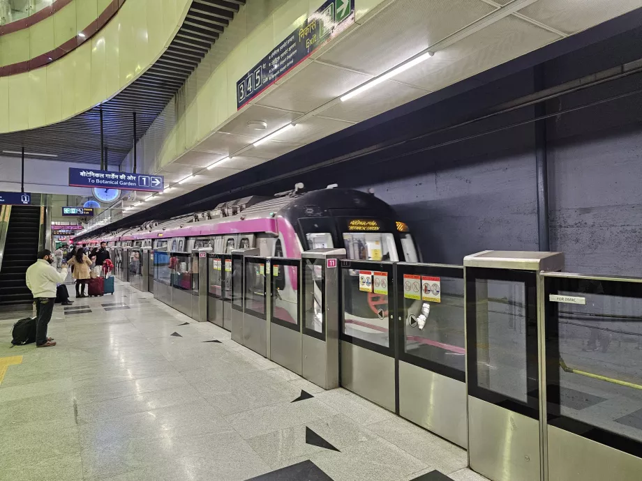 Metro, Magenta-linjen