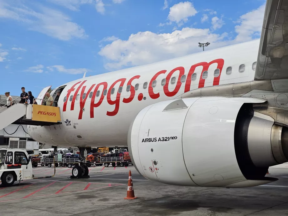 Afstigning, Pegasus Airlines, SAW Lufthavn