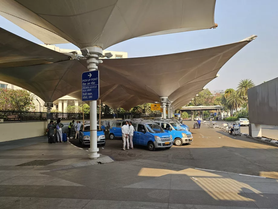 Taxa foran Terminal 1