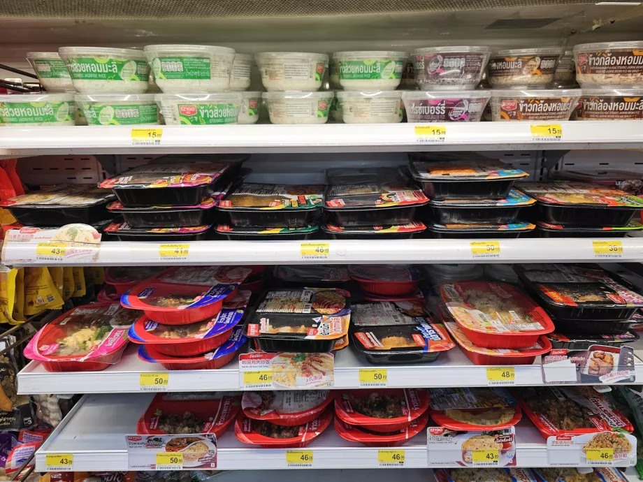 Varme måltider, der er klar til at blive genopvarmet med det samme