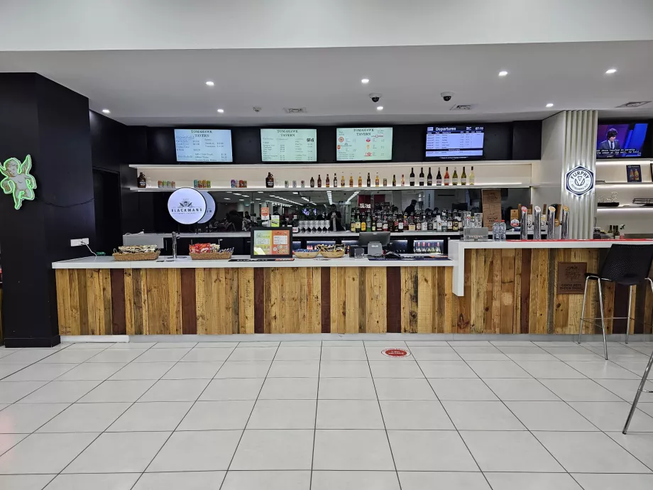 Bar i afgangstransitområdet