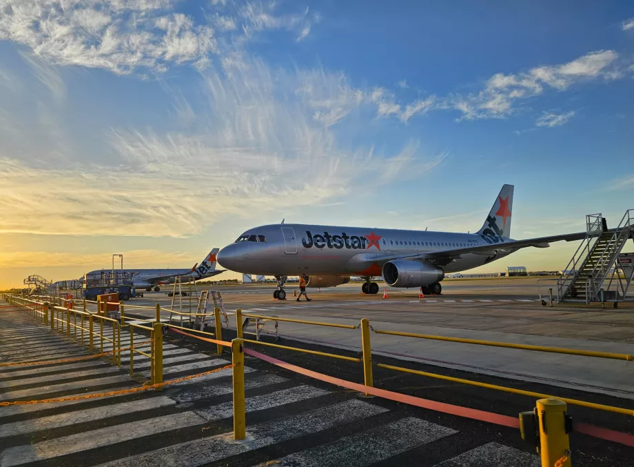 Jetstar Airlines, Airbus A320 i Avalon lufthavn